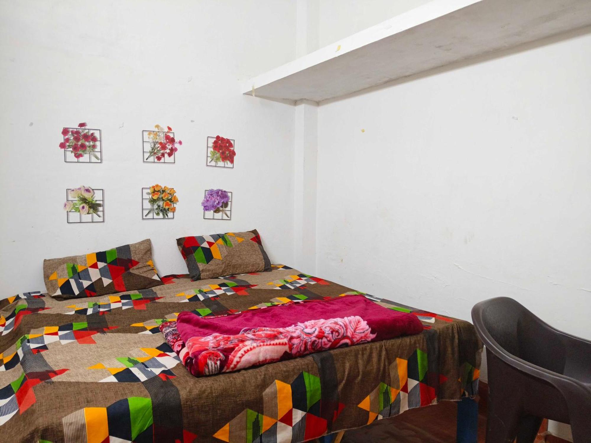 Hotel O Dheeraj Residency Bela Pratapgarh Bagian luar foto